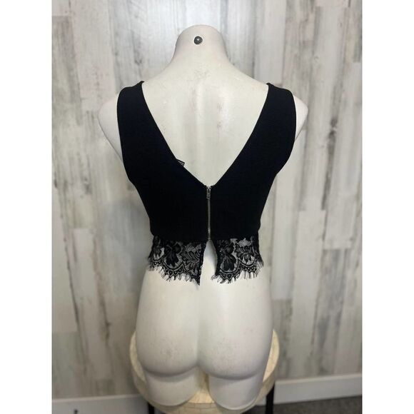 Forever 21 black crop top - Picture 2 of 6